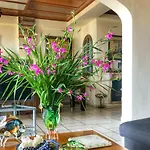 דירה House *